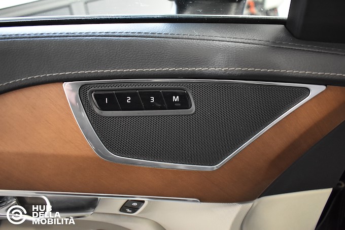 VOLVO XC90 D5 AWD Geartronic Inscription